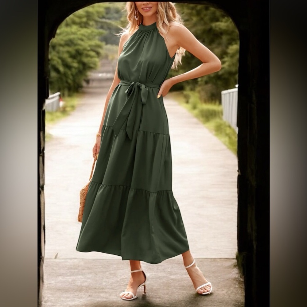 Pretty Garden green Sleeveless Halter Neck Boho Dresses size Medium